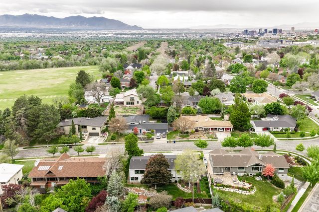 929 S SHIRECLIFF RD, Salt Lake City, UT 84108
