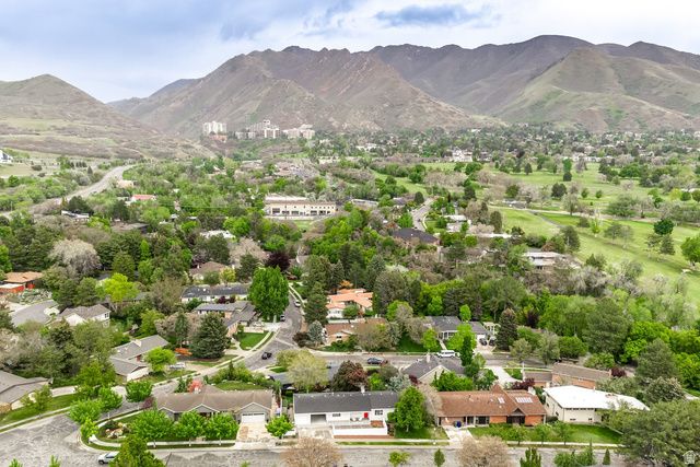 929 S SHIRECLIFF RD, Salt Lake City, UT 84108