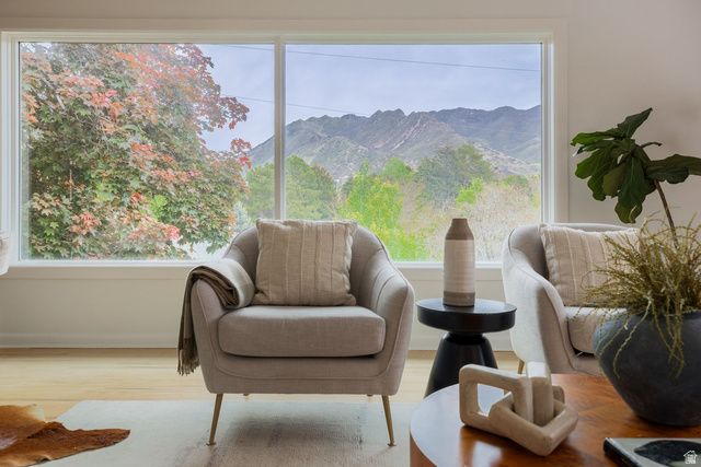 929 S SHIRECLIFF RD, Salt Lake City, UT 84108