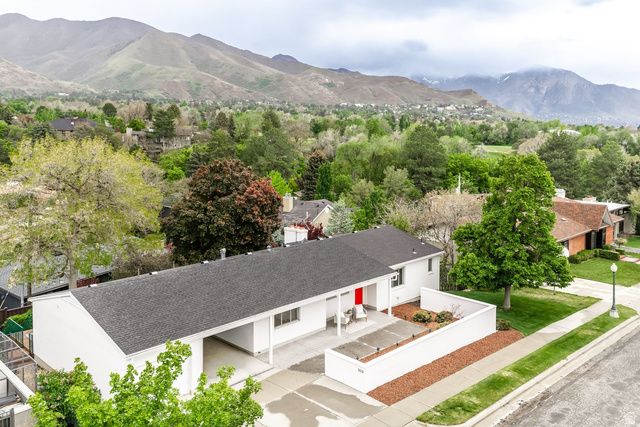 929 S SHIRECLIFF RD, Salt Lake City, UT 84108