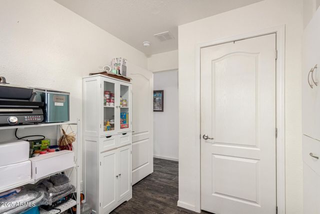 2701 E ALLRED Avenue 165, Mesa, AZ 85204