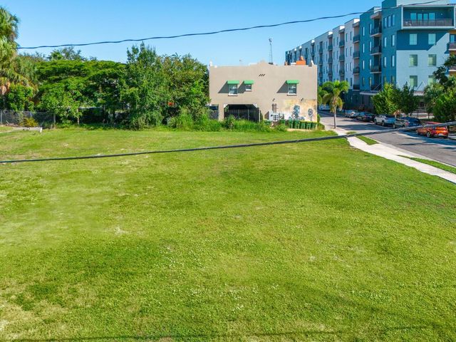 701 COHEN WAY, Sarasota, FL 34236