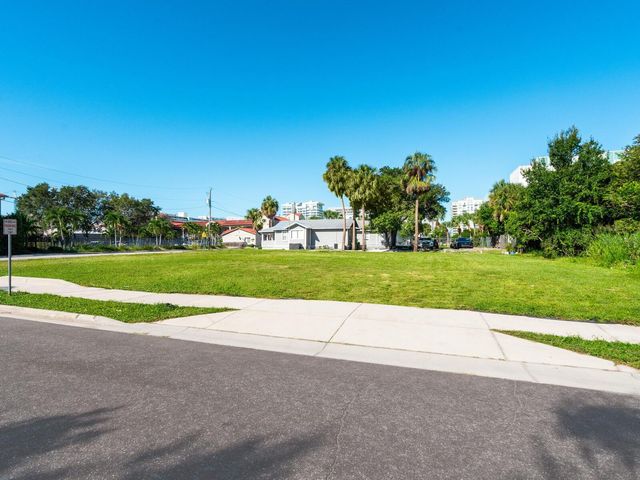 701 COHEN WAY, Sarasota, FL 34236