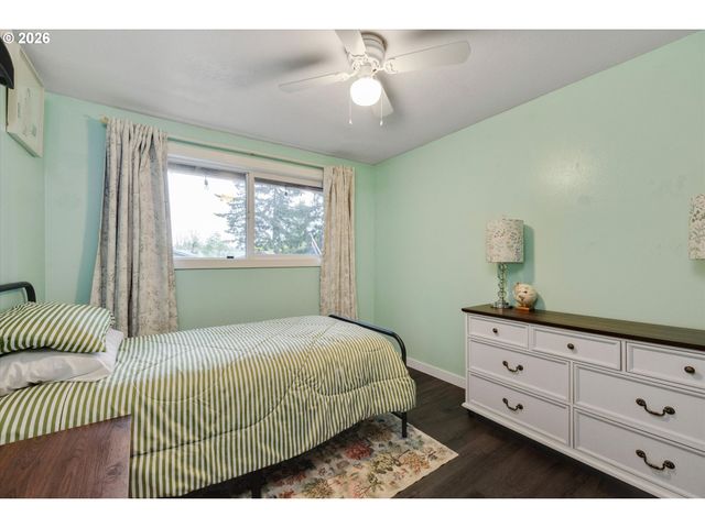 14975 S GREENTREE Dr, Oregon City, OR 97045