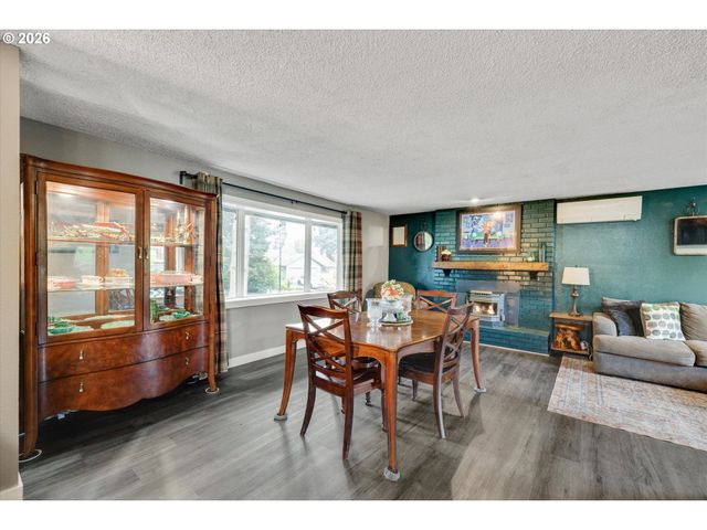 14975 S GREENTREE Dr, Oregon City, OR 97045