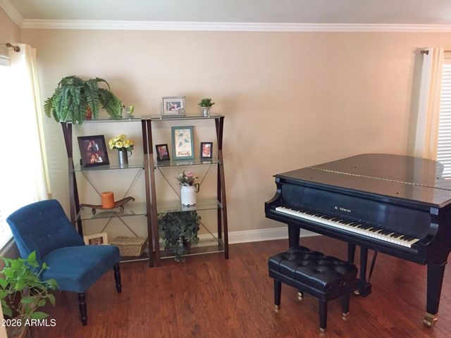 5758 E Garnet Avenue, Mesa, AZ 85206