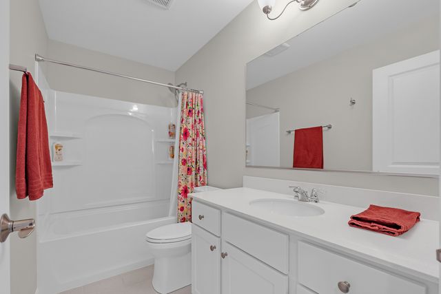 1546 Slade Way, Des Plaines, IL 60018