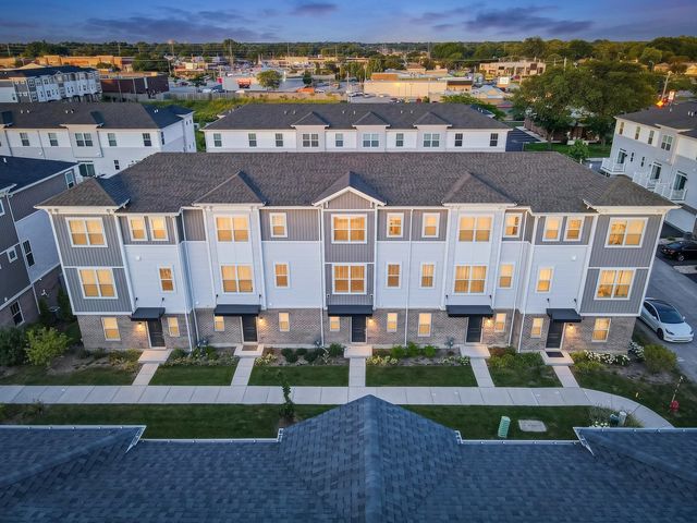 1546 Slade Way, Des Plaines, IL 60018
