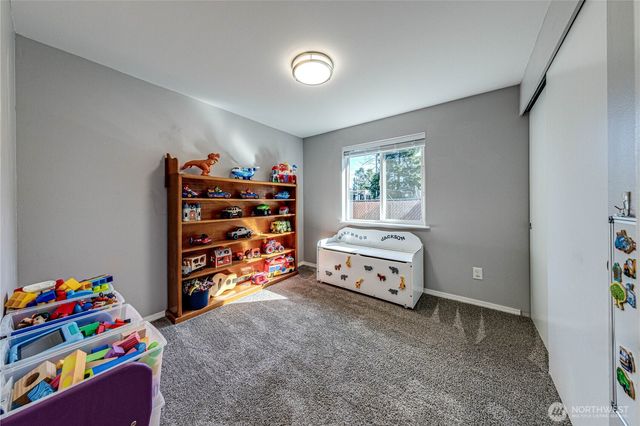 1833 W 12th Street, Port Angeles, WA 98363