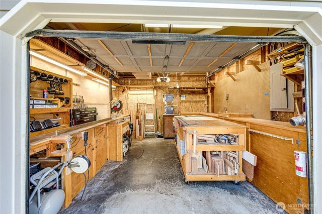 1833 W 12th Street, Port Angeles, WA 98363