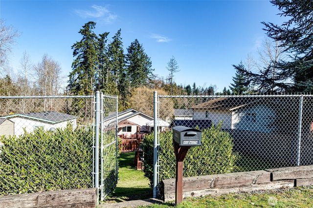 1833 W 12th Street, Port Angeles, WA 98363