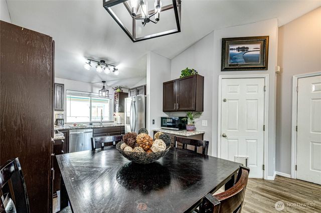 1833 W 12th Street, Port Angeles, WA 98363