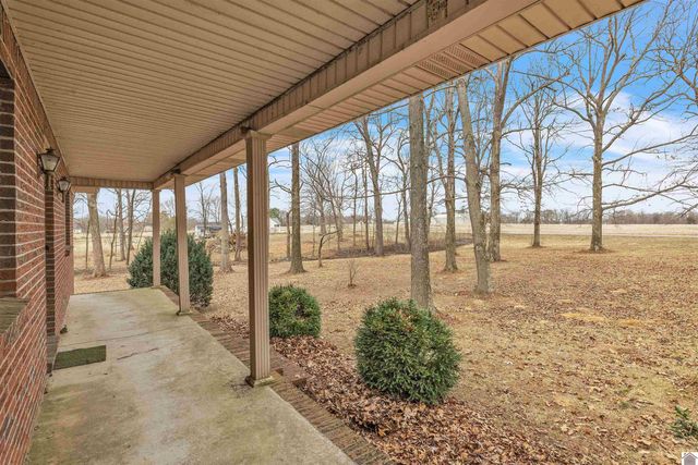 9063 W State Route 94, Murray, KY 42071