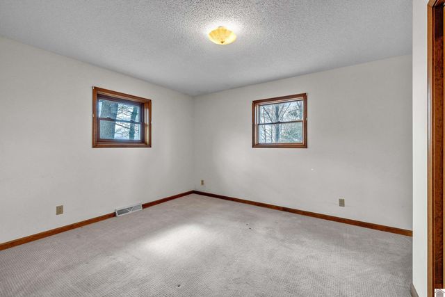 9063 W State Route 94, Murray, KY 42071