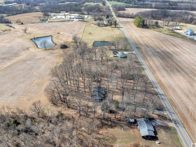 9063 W State Route 94, Murray, KY 42071