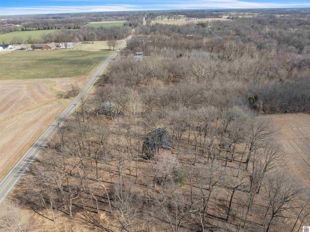 9063 W State Route 94, Murray, KY 42071