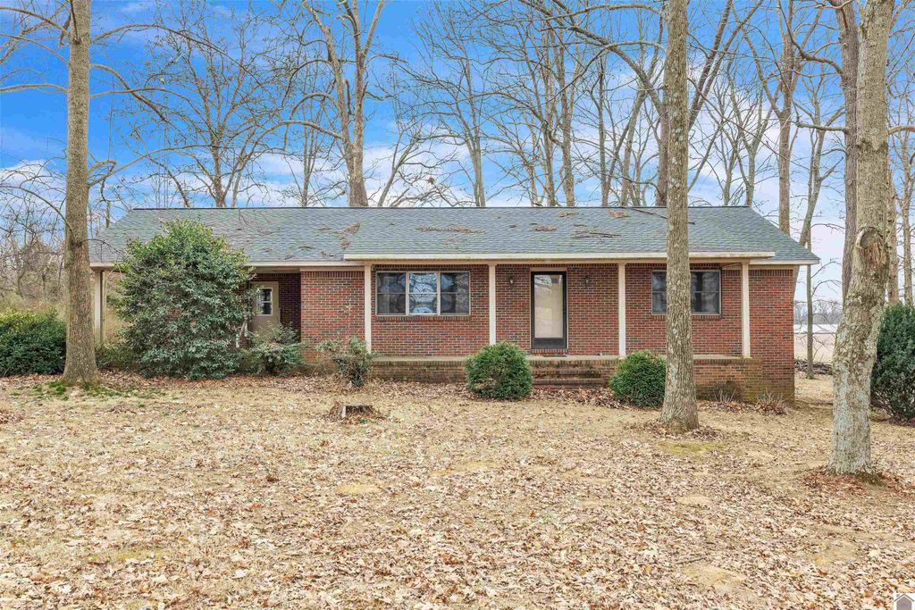 9063 W State Route 94, Murray, KY 42071