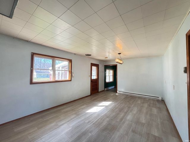 431 E 4th Street, Williamsport, IN 47993