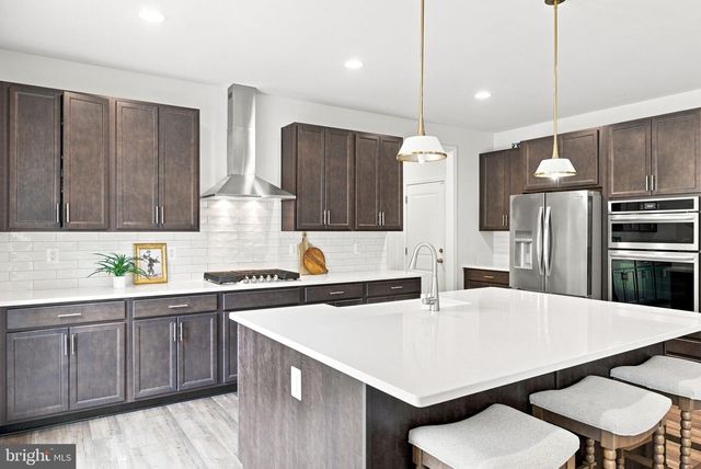 15049 FALLEN OAKS PL, Gainesville, VA 20155