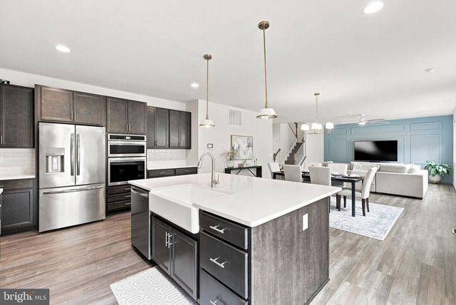 15049 FALLEN OAKS PL, Gainesville, VA 20155