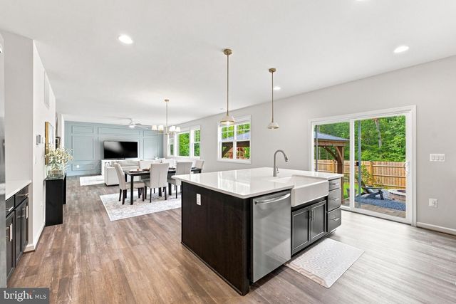 15049 FALLEN OAKS PL, Gainesville, VA 20155