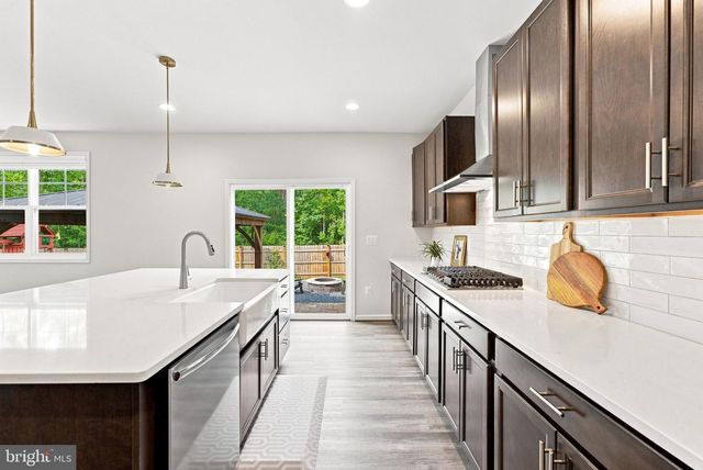 15049 FALLEN OAKS PL, Gainesville, VA 20155