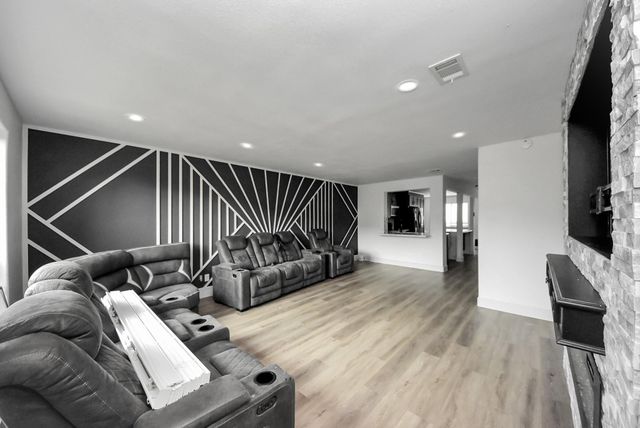 15529 Weldon Drive, Houston, TX 77032