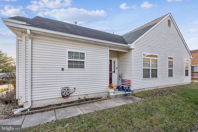 515 SAINT KITTS DR, Williamstown, NJ 08094