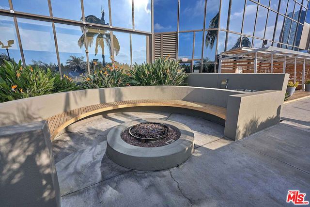 1100 Wilshire Boulevard 2108, Los Angeles, CA 90017