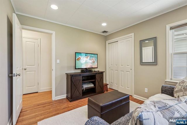 132 Dimmig Road, Upper Saddle River, NJ 07458