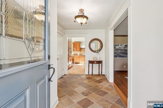 132 Dimmig Road, Upper Saddle River, NJ 07458