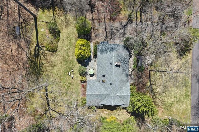132 Dimmig Road, Upper Saddle River, NJ 07458