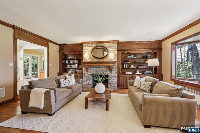 132 Dimmig Road, Upper Saddle River, NJ 07458