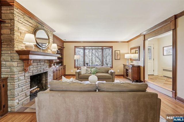 132 Dimmig Road, Upper Saddle River, NJ 07458