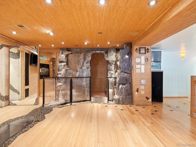 8280 Queen Street, Arvada, CO 80005
