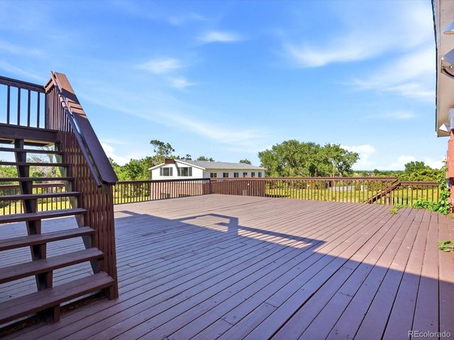 8280 Queen Street, Arvada, CO 80005