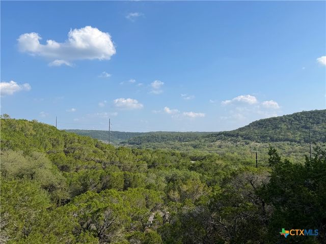 1362 Rockmoor, Canyon Lake, TX 78133