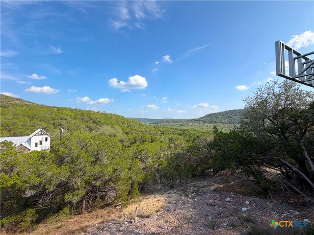1362 Rockmoor, Canyon Lake, TX 78133