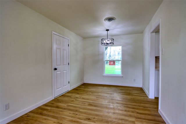 933 Treasure Road, Garland, TX 75041