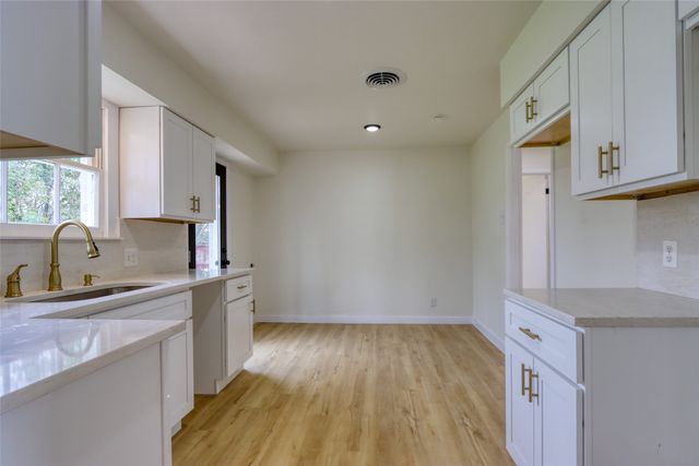 933 Treasure Road, Garland, TX 75041