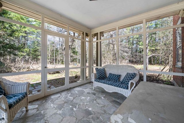 860 NH Route 175, Holderness, NH 03245
