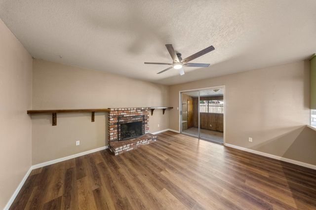 1232 Sonoma Ave, Modesto, CA 95355