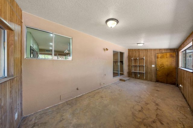 1232 Sonoma Ave, Modesto, CA 95355