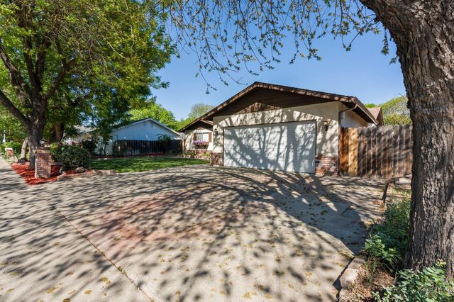 1232 Sonoma Ave, Modesto, CA 95355