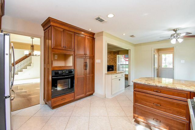 9203 S Pass Lane, Houston, TX 77064