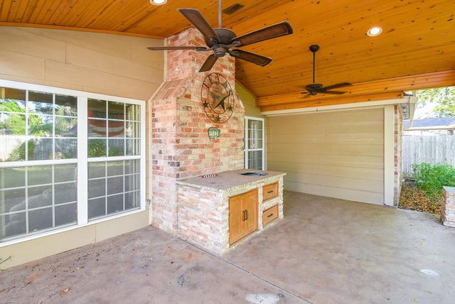 9203 S Pass Lane, Houston, TX 77064