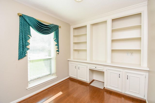 9203 S Pass Lane, Houston, TX 77064