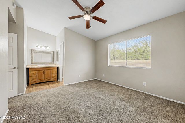 9825 N Camino Vado, Tucson, AZ 85742