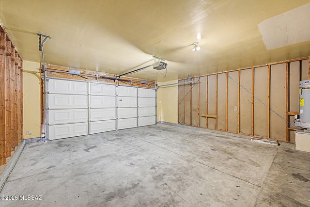 9825 N Camino Vado, Tucson, AZ 85742