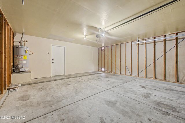 9825 N Camino Vado, Tucson, AZ 85742